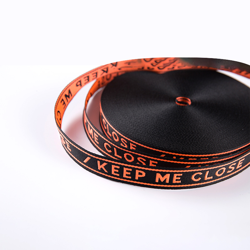 Nastro lavorato a maglia