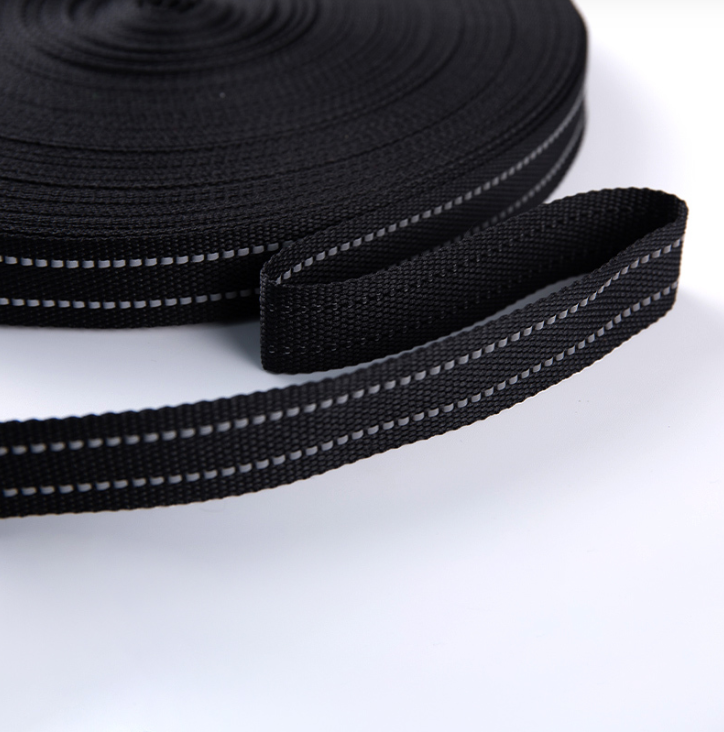 Perché il nastro da maglia in miscela di cotone-hemp è la scelta migliore per migliorare la durata del tessuto?
